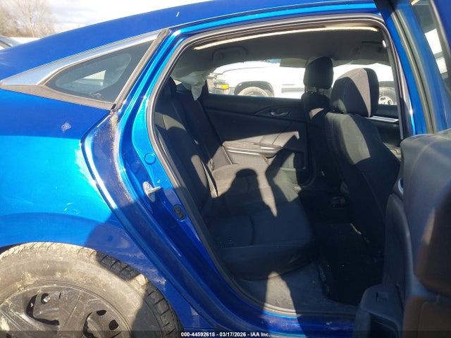 Продаж на аукціоні авто 2017 Honda Civic Lx, vin: 19XFC2F52HE026876, номер лоту: 44592618