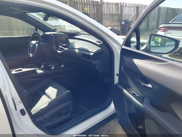 Продажа на аукционе авто 2025 Lexus Ux 300h Premium, vin: JTHUCJDH5S2008745, номер лота: 44592697