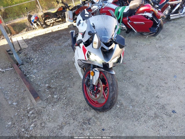 JKBZXJK10SA011193 Kawasaki Zx636 K