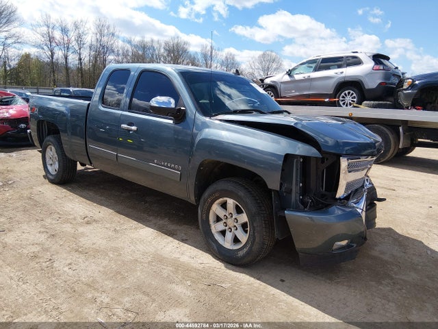2011 CHEVROLET SILVERADO 1500 1GCRKSE31BZ221900