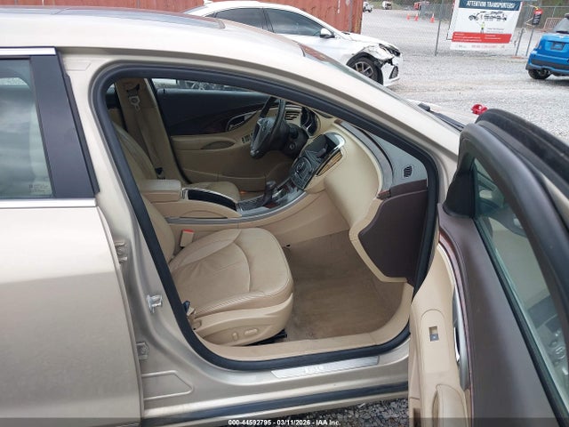44592795 :رقم المزاد ، 1G4GD5EDXBF115843 vin ، 2011 Buick Lacrosse Cxl مزاد بيع