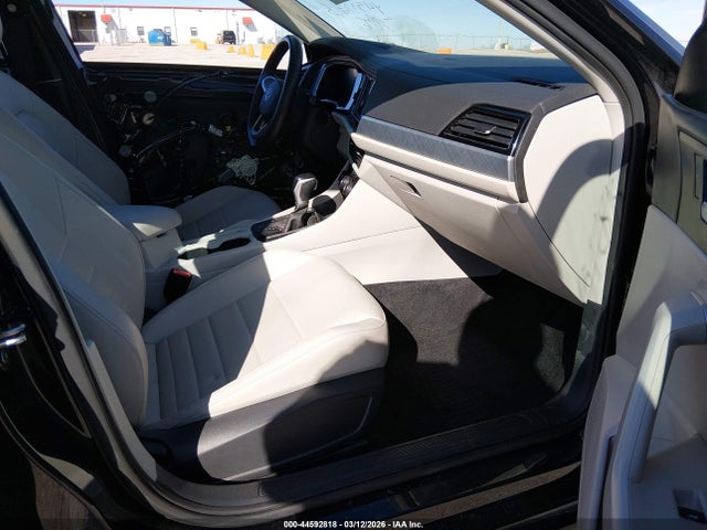 2022 Volkswagen Jetta 1.5t Se მანქანა იყიდება აუქციონზე, vin: 3VW7M7BU9NM003623, აუქციონის ნომერი: 44592818