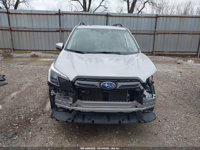 44592828 :رقم المزاد ، JF2SKAPC6PH464576 vin ، 2023 Subaru Forester Limited مزاد بيع