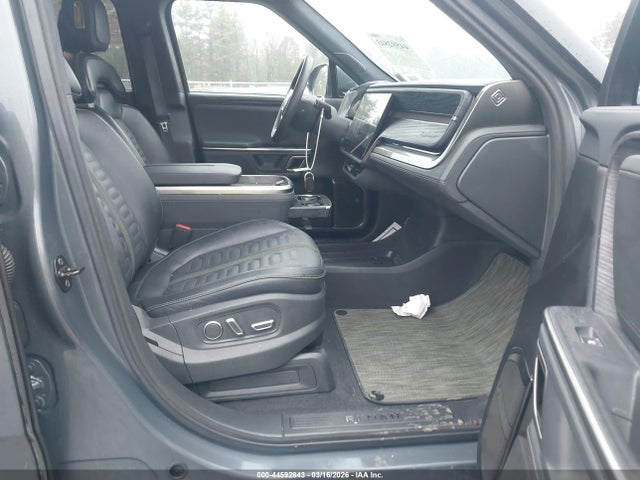 2024 RIVIAN R1T 7FCTGBAA3RN033144 Photo 4