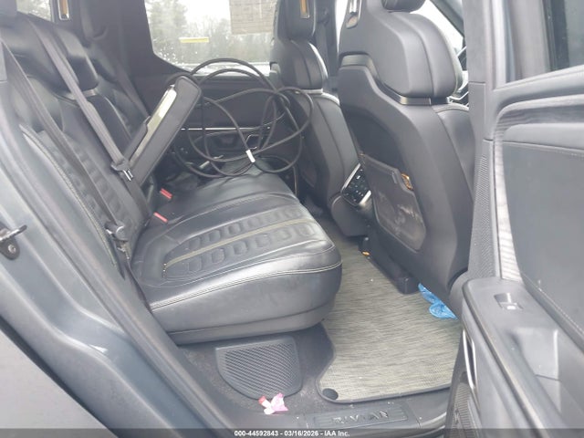 2024 RIVIAN R1T 7FCTGBAA3RN033144 Photo 7