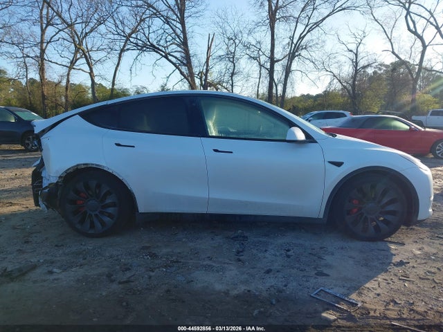 Продаж на аукціоні авто 2023 Tesla Model Y Performance Dual Motor All-wheel Drive, vin: 7SAYGDEF4PF701674, номер лоту: 44592856