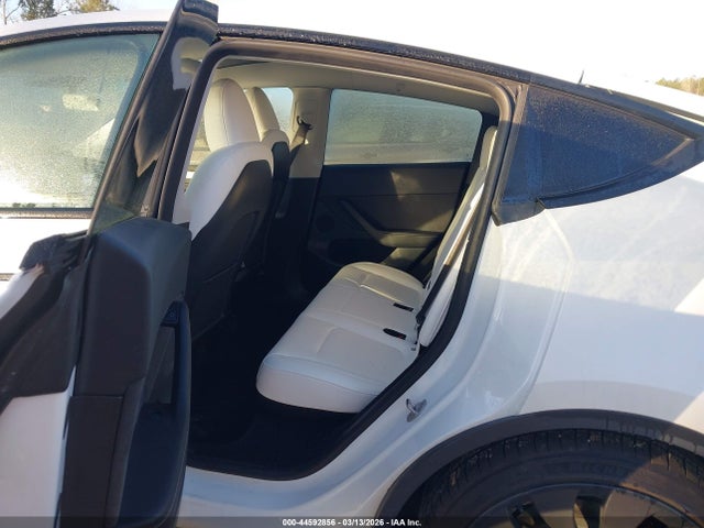 Продаж на аукціоні авто 2023 Tesla Model Y Performance Dual Motor All-wheel Drive, vin: 7SAYGDEF4PF701674, номер лоту: 44592856