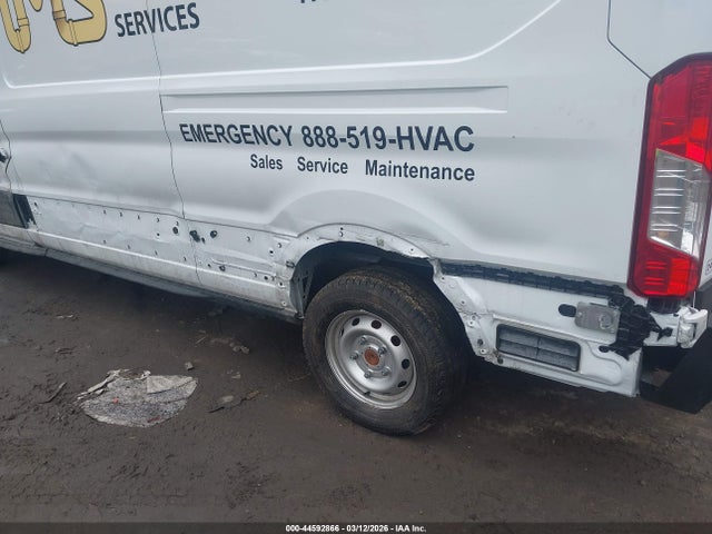 44592866 :رقم المزاد ، 1FTBR1C82RKB91010 vin ، 2024 Ford Transit-250 مزاد بيع