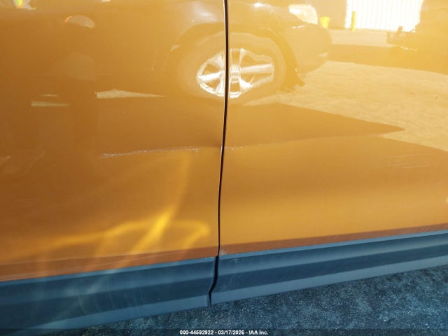 Chevrolet EQUINOX LT 2018 2GNAXSEV0J6175378 Image 20