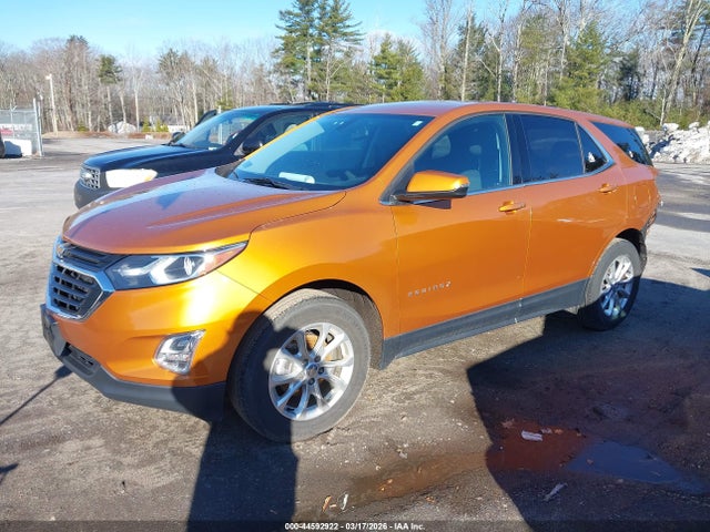 Chevrolet EQUINOX LT 2018 2GNAXSEV0J6175378 Image 2