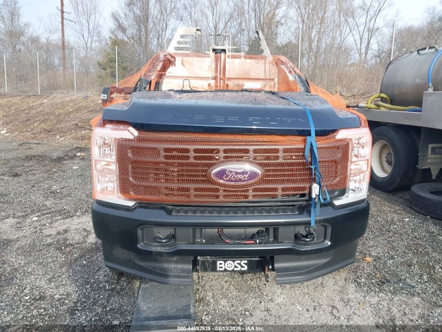 1FT8W3BA4REF92611 Ford F-350 Xl