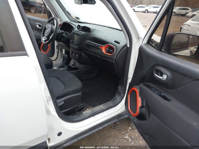 2019 JEEP RENEGADE ZACNJBAB9KPK40365 Photo 4