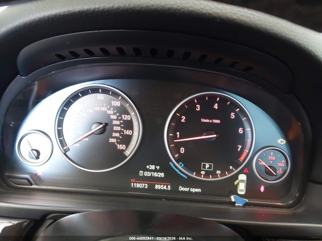 44592941 :رقم المزاد ، WBA5A5C5XGG351584 vin ، 2016 Bmw 528i مزاد بيع