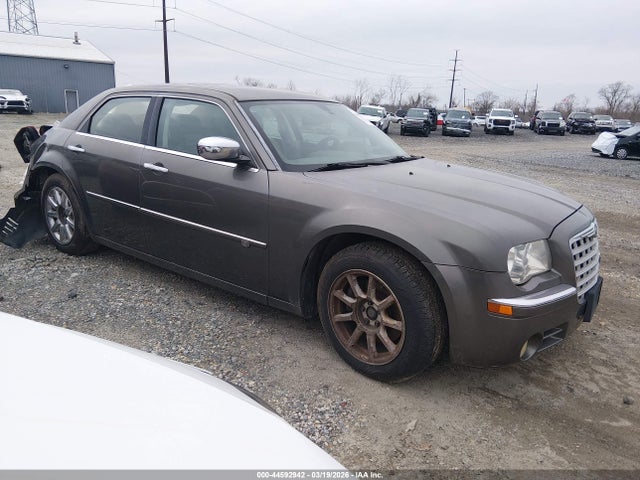 2009 Chrysler 300c Hemi მანქანა იყიდება აუქციონზე, vin: 2C3LA63T09H564649, აუქციონის ნომერი: 44592942