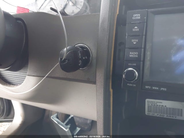 Продажа на аукционе авто 2009 Chrysler 300c Hemi, vin: 2C3LA63T09H564649, номер лота: 44592942