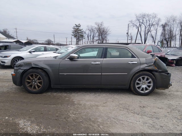 Продажа на аукционе авто 2009 Chrysler 300c Hemi, vin: 2C3LA63T09H564649, номер лота: 44592942