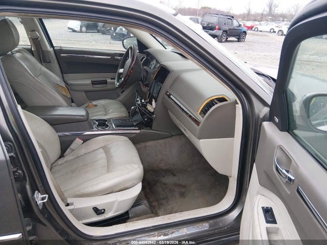 Продажа на аукционе авто 2009 Chrysler 300c Hemi, vin: 2C3LA63T09H564649, номер лота: 44592942