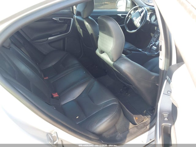2015 VOLVO S60 YV126MFK3F1342496 Photo 7