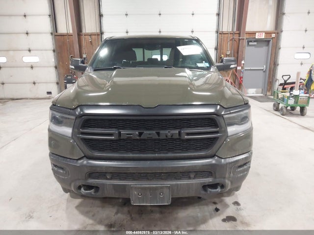 44592975 :رقم المزاد ، 1C6SRFFT3MN698011 vin ، 2021 Ram 1500 Big Horn  4x4 5'7 Box مزاد بيع