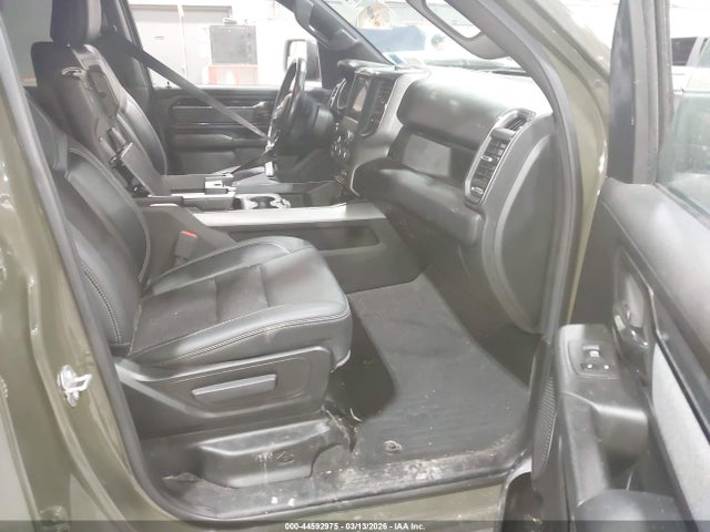44592975 :رقم المزاد ، 1C6SRFFT3MN698011 vin ، 2021 Ram 1500 Big Horn  4x4 5'7 Box مزاد بيع