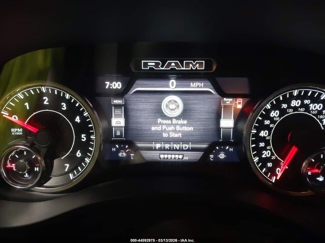 44592975 :رقم المزاد ، 1C6SRFFT3MN698011 vin ، 2021 Ram 1500 Big Horn  4x4 5'7 Box مزاد بيع