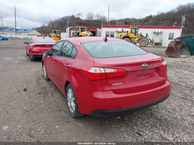 2016 KIA FORTE KNAFX4A67G5601741 Photo 2