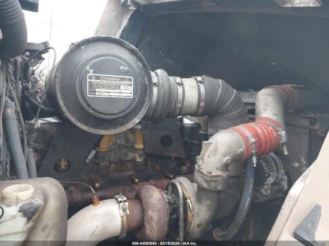 44592984 :رقم المزاد ، 1XPCDB8X0RN352203 vin ، 1994 Peterbilt 377 مزاد بيع