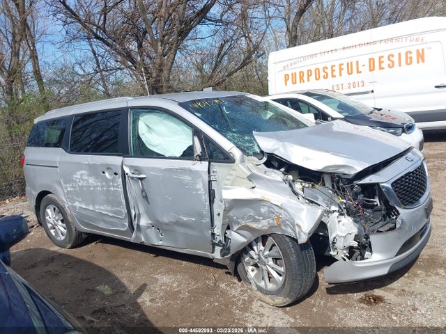 44592993 :رقم المزاد ، KNDMB5C13J6397098 vin ، 2018 Kia Sedona Lx مزاد بيع