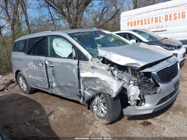 44592993 :رقم المزاد ، KNDMB5C13J6397098 vin ، 2018 Kia Sedona Lx مزاد بيع