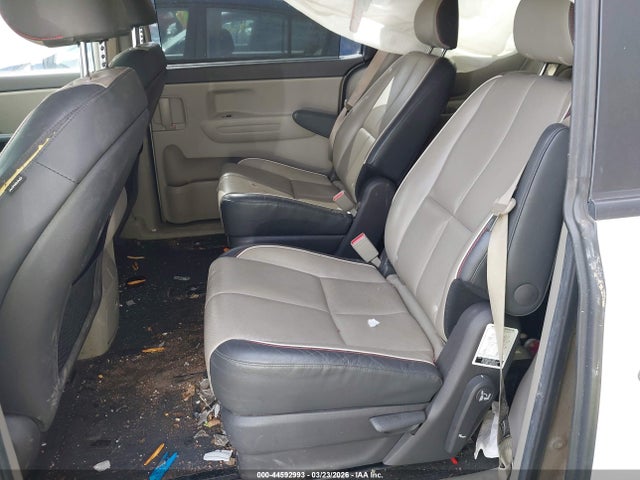 44592993 :رقم المزاد ، KNDMB5C13J6397098 vin ، 2018 Kia Sedona Lx مزاد بيع