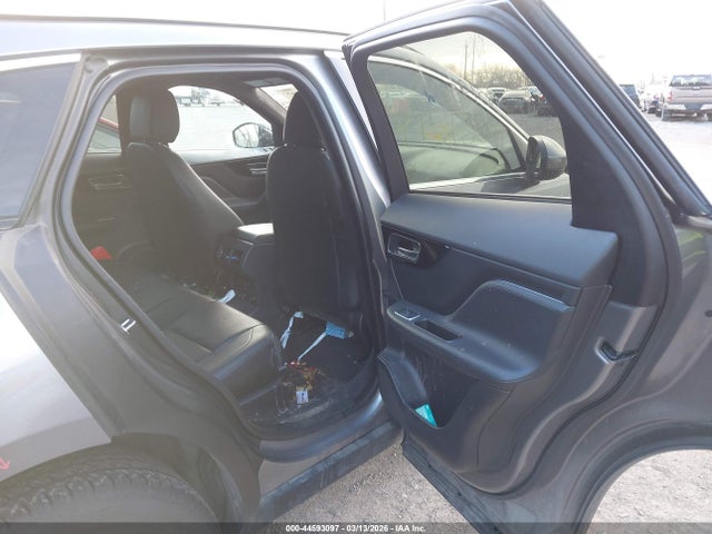 2020 JAGUAR F-PACE SADCJ2FX5LA621344 Photo 7