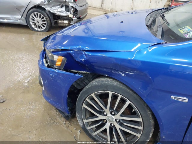 44593120 :رقم المزاد ، JA32V2FW5HU009684 vin ، 2017 Mitsubishi Lancer Se مزاد بيع