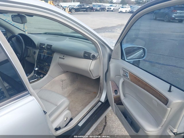 44593174 :رقم المزاد ، WDBRF52H77E024491 vin ، 2007 Mercedes-benz C 230 Sport مزاد بيع