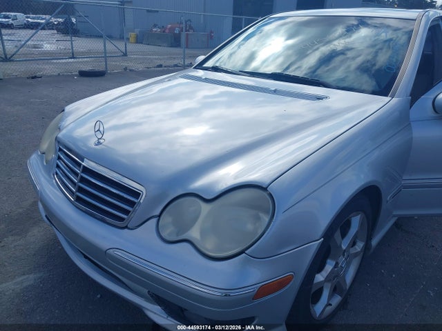 44593174 :رقم المزاد ، WDBRF52H77E024491 vin ، 2007 Mercedes-benz C 230 Sport مزاد بيع