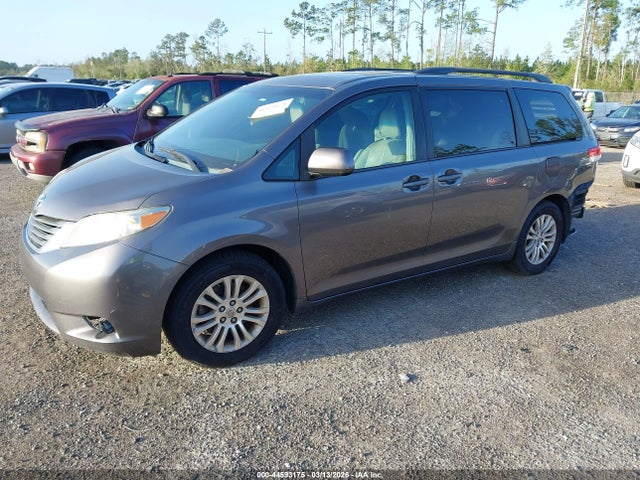 2014 TOYOTA SIENNA 5TDYK3DC9ES506076 Photo 1