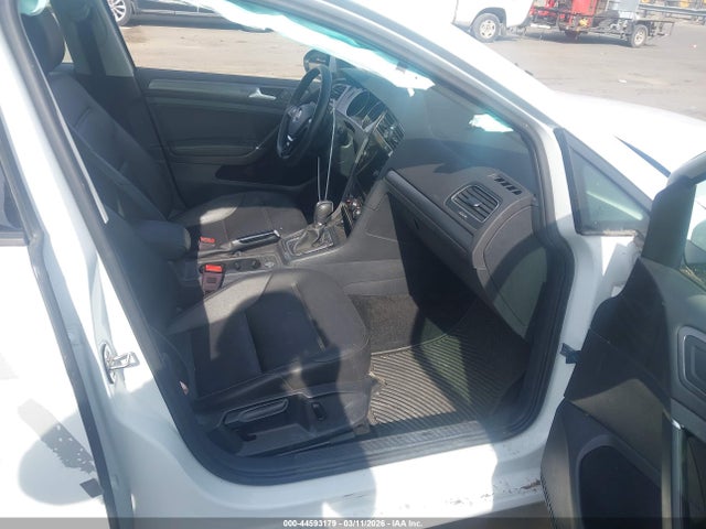 2019 Volkswagen Golf 1.4t S/1.4t Se მანქანა იყიდება აუქციონზე, vin: 3VWG57AU0KM006324, აუქციონის ნომერი: 44593179