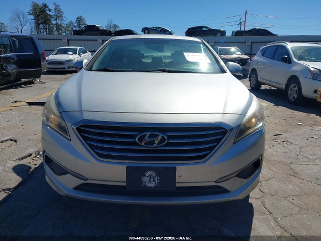 2017 Hyundai Sonata მანქანა იყიდება აუქციონზე, vin: 5NPE24AF3HH485002, აუქციონის ნომერი: 44593230