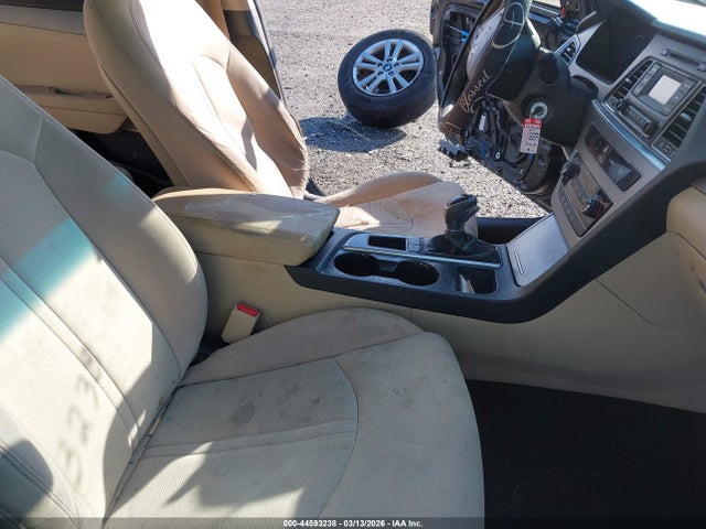 44593238 :رقم المزاد ، 5NPE24AF5HH593248 vin ، 2017 Hyundai Sonata مزاد بيع