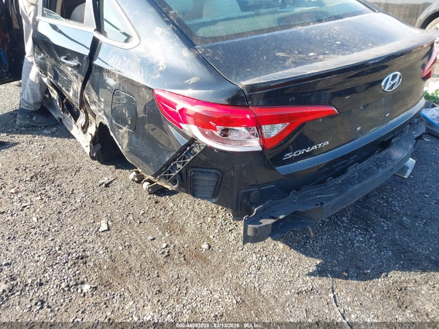 44593238 :رقم المزاد ، 5NPE24AF5HH593248 vin ، 2017 Hyundai Sonata مزاد بيع