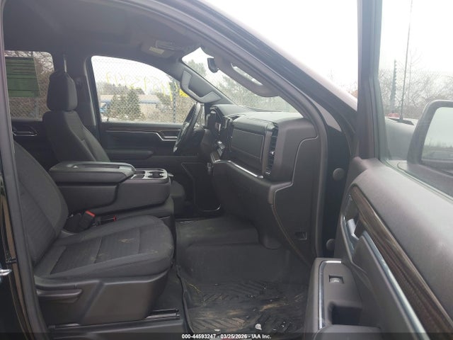 2022 CHEVROLET SILVERADO 1500 2GCUDEED8N1520148 Photo 4