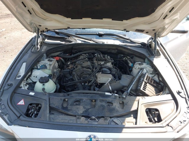 44593258 :رقم المزاد ، WBA5A7C56FG143048 vin ، 2015 Bmw 528i Xdrive مزاد بيع
