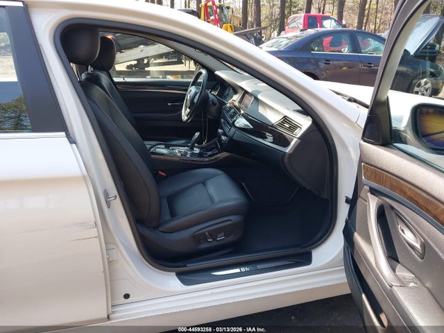 44593258 :رقم المزاد ، WBA5A7C56FG143048 vin ، 2015 Bmw 528i Xdrive مزاد بيع