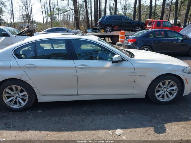 44593258 :رقم المزاد ، WBA5A7C56FG143048 vin ، 2015 Bmw 528i Xdrive مزاد بيع