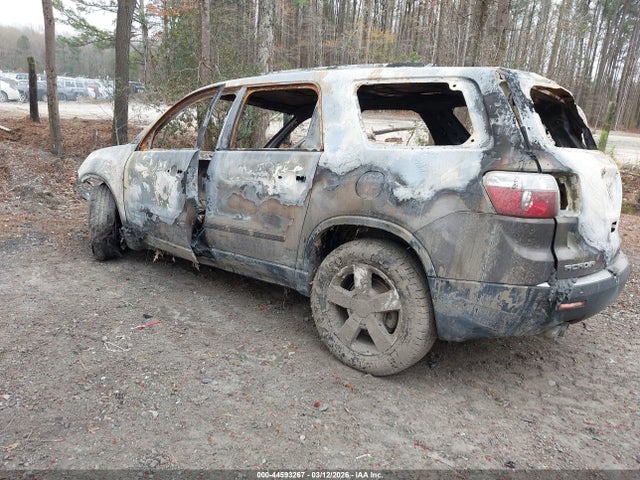 2010 GMC ACADIA 1GKLVMED4AJ176860 Photo 2