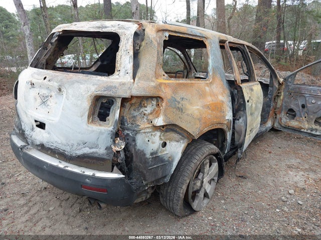 2010 GMC ACADIA 1GKLVMED4AJ176860 Photo 3