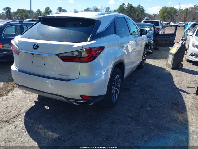 44593284 :رقم المزاد ، 2T2HZMDAXNC365782 vin ، 2022 Lexus Rx 350 مزاد بيع