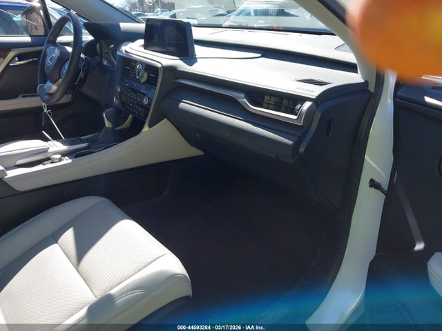 44593284 :رقم المزاد ، 2T2HZMDAXNC365782 vin ، 2022 Lexus Rx 350 مزاد بيع