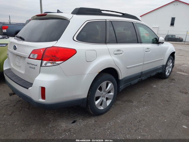 44593309 :رقم المزاد ، 4S4BRBKC7B3365306 vin ، 2011 Subaru Outback 2.5i Limited مزاد بيع