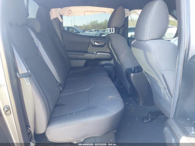 Продаж на аукціоні авто 2016 Toyota Tacoma Trd Off Road, vin: 5TFAZ5CN4GX010269, номер лоту: 44593359