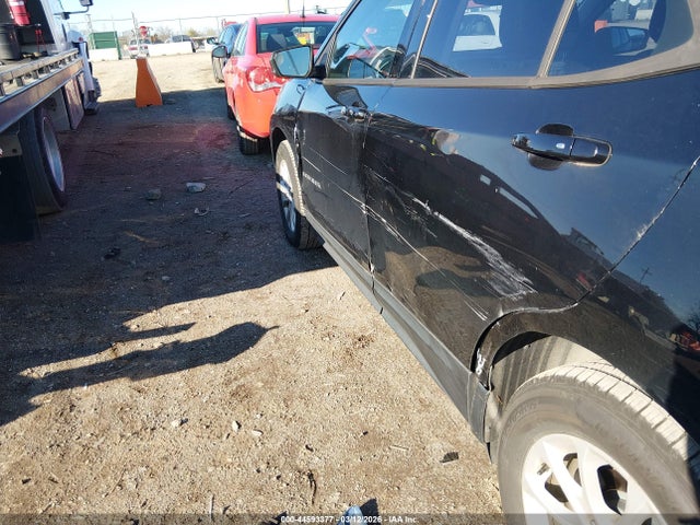 Chevrolet EQUINOX LS 2018 3GNAXHEV3JL129297 Image 17